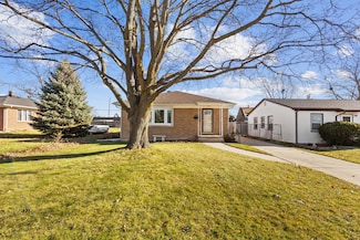 2401 Russet St, Racine, WI 53405