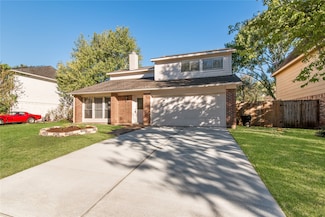 2335 Trail Wood Ln, Richmond, TX 77406