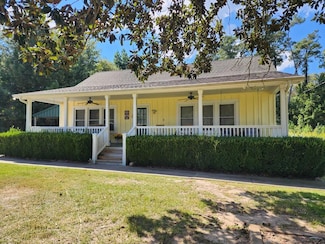 245 S Peachtree St, Jasper, TX 75951