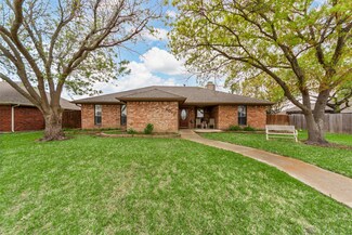 4011 Blossom Dr, Sachse, TX 75048