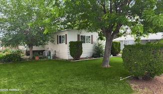 55 W Washington Ave Unit 89, Yakima, WA 98903