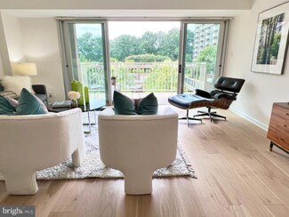 510 N St SW Unit N-227, Washington, DC 20024