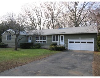14 Strawberry Hill Rd, Andover, MA 01810