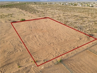 016T W Claim Dr, Golden Valley, AZ 86413