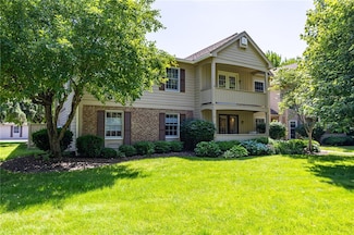 42 Wood Creek Dr Unit 42, Pittsford, NY 14534