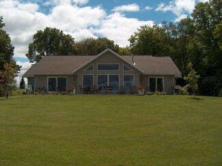35122 Maple Cir SE, Mentor, MN 56736