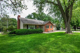 1852 Virginia Dr, Manhattan, KS 66502
