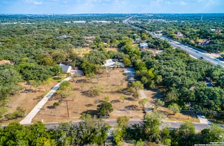 98 Windmill Rd, Shavano Park, TX 78231