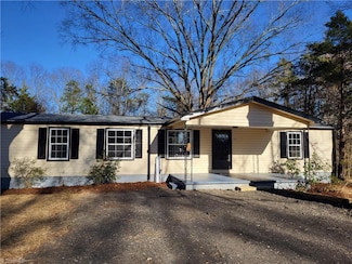 211 Donathan Rd, Reidsville, NC 27320