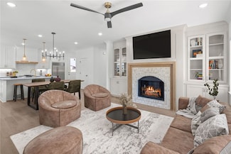 1316 Bella Vista Rd, Bentonville, AR 72712