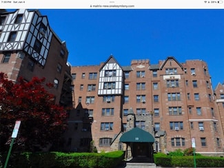 10 Nosband Ave Unit 6B, White Plains, NY 10605