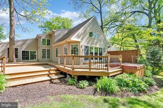 1140 Gibbsboro Rd, Voorhees, NJ 08043