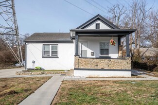 705 Elm Ct, Wyoming, OH 45215
