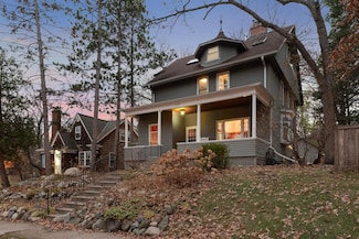 2349 Commonwealth Ave, Saint Paul, MN 55108