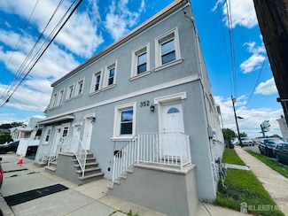 352 Keene St Unit 1, Perth Amboy, NJ 08861