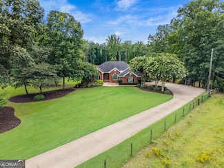 300 Potts Ln, Covington, GA 30016