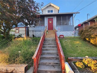 1621 Larch St, Turtle Creek, PA 15145