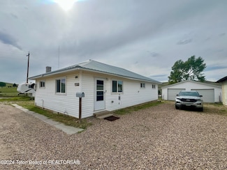 107 Sage St Unit A, Kemmerer, WY 83101