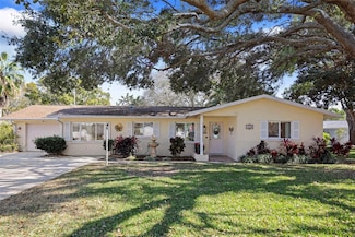 1549 San Christopher Dr, Dunedin, FL 34698