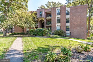 3310 Woodburn Village Dr Unit 3310-23, Annandale, VA 22003