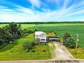 1464 Temple Rd, Bucyrus, OH 44820