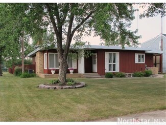 817 3rd St S, Cold Spring, MN 56320