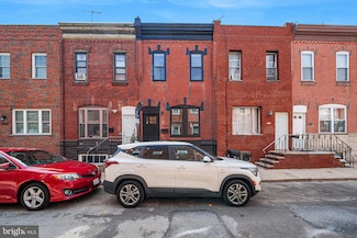 2424 S Iseminger St, Philadelphia, PA 19148