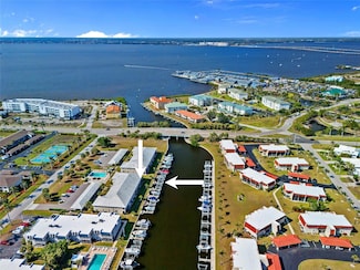 220 Coldeway Dr Unit 211, Punta Gorda, FL 33950