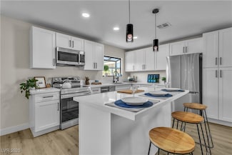 2211 Frontier Ave, Las Vegas, NV 89106