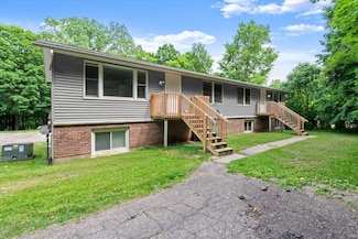 3614 Douglas Ave, Kalamazoo, MI 49004