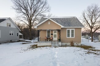905 Ridgeway St, Ste. Genevieve, MO 63670