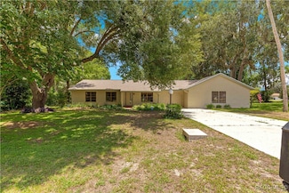 519 Spring Lake Rd, Ocala, FL 34472