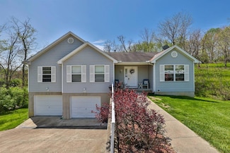3131 Cumberland Dr, Lawrenceburg, IN 47025
