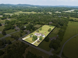 6238 Ladd Rd, Franklin, TN 37067