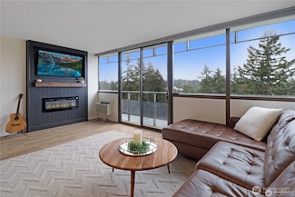 1910 Evergreen Park Dr SW Unit 905, Olympia, WA 98502