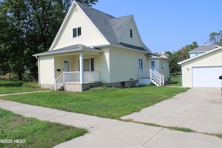 106 4th Ave NW, Clark, SD 57225