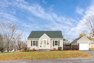 220 6th St, Liverpool, NY 13088