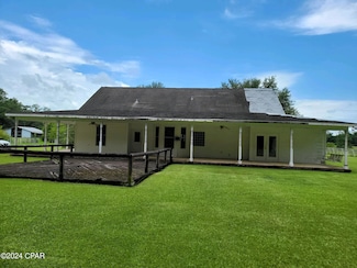 1469 Orange Hill Rd, Chipley, FL 32428