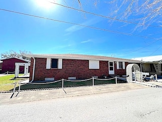 112 E 109th St, Galliano, LA 70354