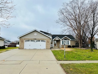 1805 Pebble Beach Dr, Plainfield, IL 60586