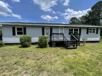 1651 Raynor McLamb Rd, Linden, NC 28356