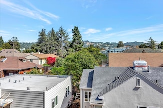 1721 Berkeley Way Unit 8, Berkeley, CA 94703