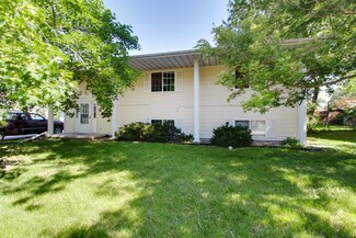 1122 West Ave, Normal, IL 61761