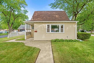 8753 Kleinman Rd, Highland, IN 46322