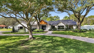 3820 NW 101st Dr, Coral Springs, FL 33065