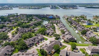 18034 Starboard Dr, Houston, TX 77058