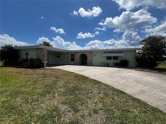 2500 Aquilos Ct, Port Charlotte, FL 33952