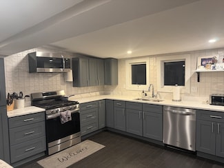 22 Wall St, Quincy, MA 02169