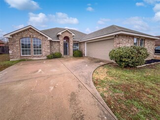 108 Waterview Pkwy, Red Oak, TX 75154