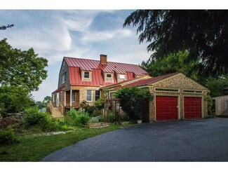 68 Loveitts Field Rd, South Portland, ME 04106